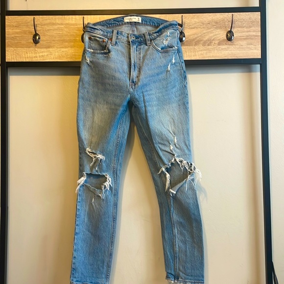 Abercrombie &Fitch Skinny High Rise Jeans - Picture 1 of 4